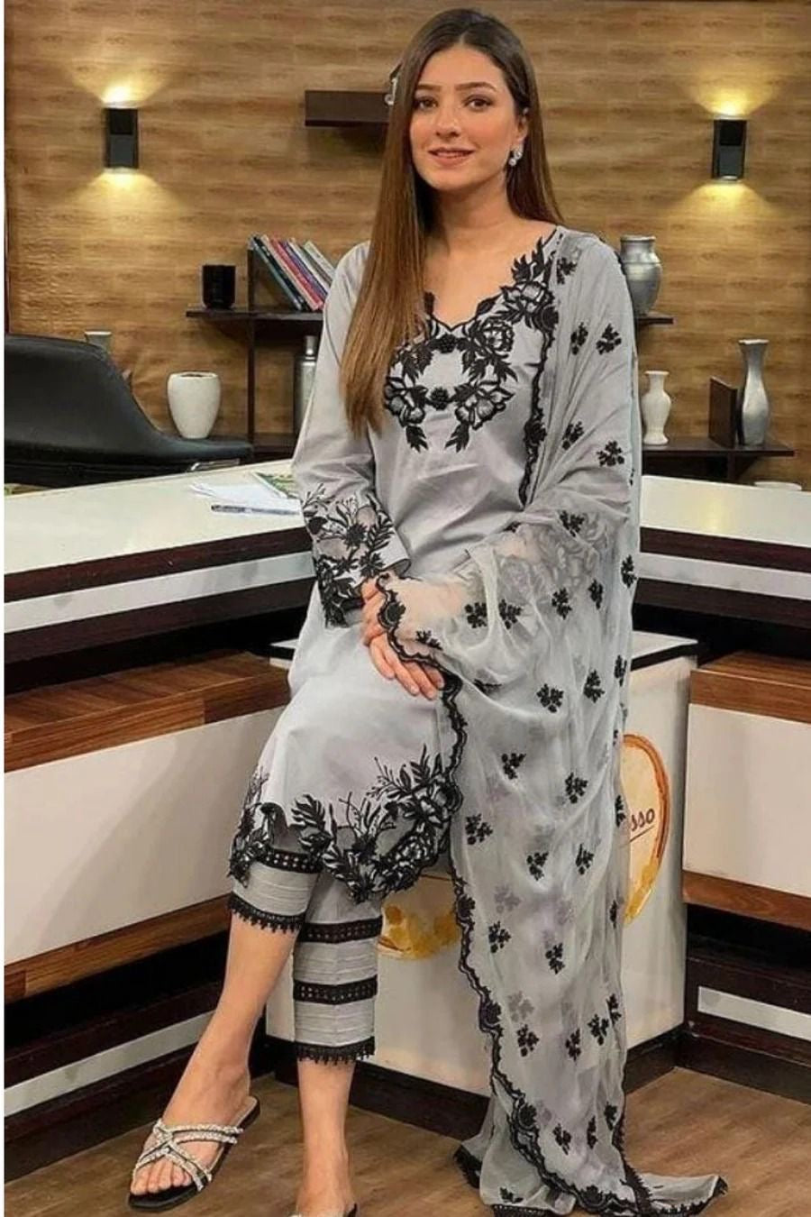 Lawn Stuff By Agha Noor